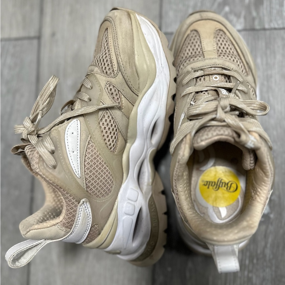 Buffalo platform sneakers